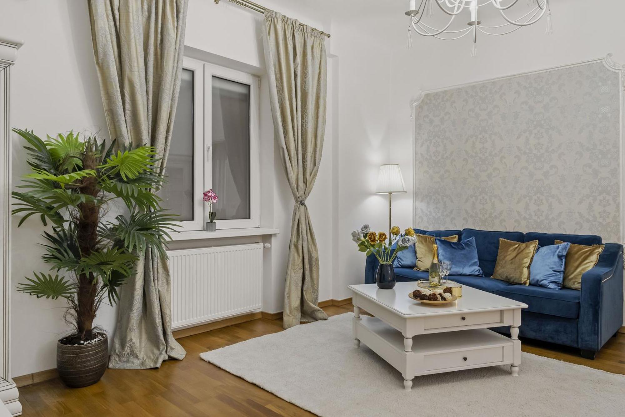Sweet Luxury Three Rooms Apartment City Center Universitate Bucharest Exterior photo